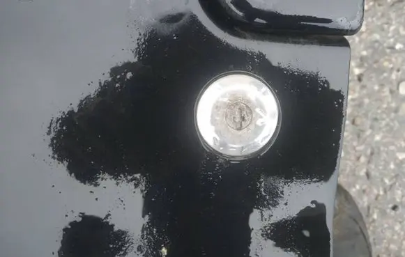 Citroen Saxo Front door lock (next to the handle) 