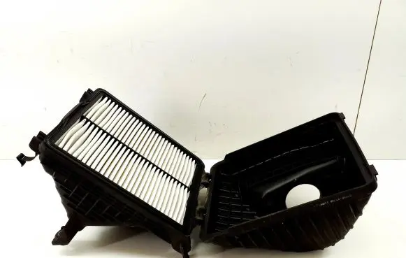 KIA Optima Air filter box 281102T700