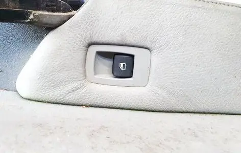 Electric window control switch