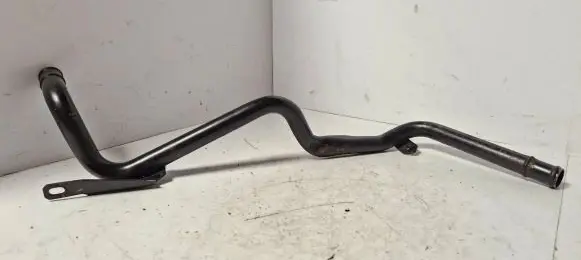 Volkswagen Touran I Engine coolant pipe/hose 038121151a