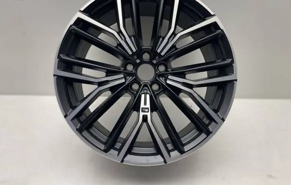 BMW 5 G30 G31 G38 R20 alloy rim 8747236