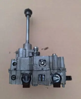 Audi A4 S4 B6 8E 8H Oil pump G2B700302 07430201 9000295