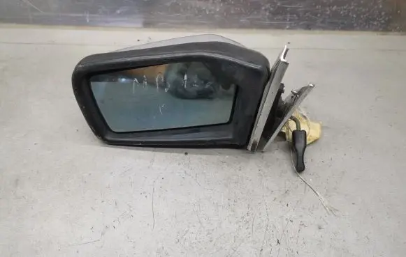 Mercedes-Benz W123 Manual wing mirror 1238110361 1237250711