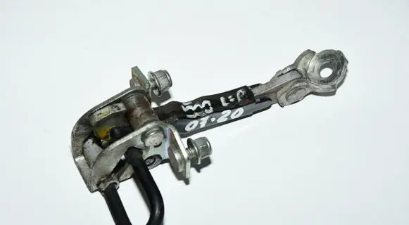 Fiat 500 Front door check strap stopper 