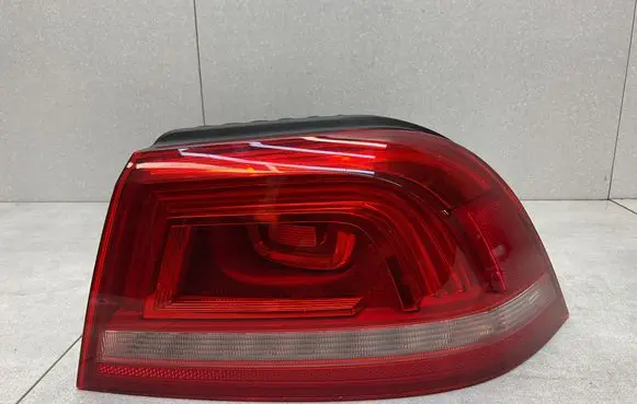 Volkswagen Eos Rear/tail lights 1Q0945096P