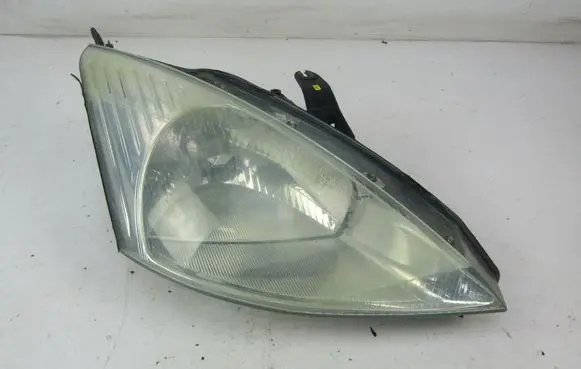 Ford Focus Headlight/headlamp 