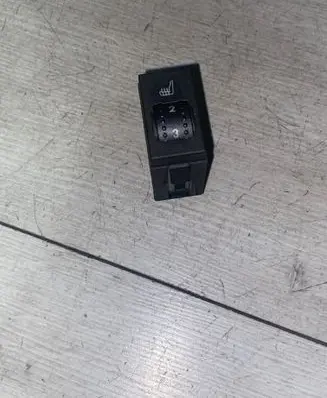 Ford Focus Seat heating switch 3M5T19K314AC D3L0A 77170