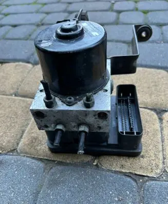 Ford C-MAX I ABS Pump 8M512C405CA A426G 10020604004