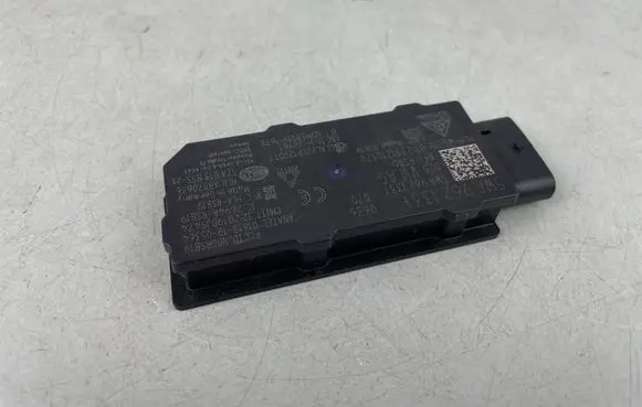 Volkswagen ID.4 Keyless system antenna 5WA962133F
