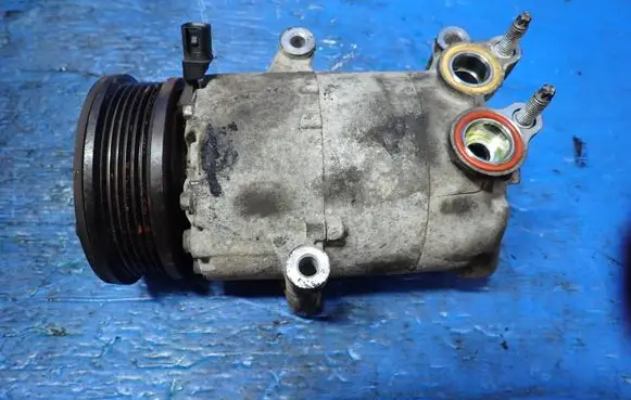 Ford Focus Air conditioning (A/C) compressor (pump) AV61-19D629-CA