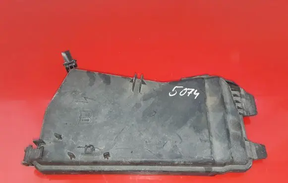 Mercedes-Benz E W212 Fuse box cover A2125400082