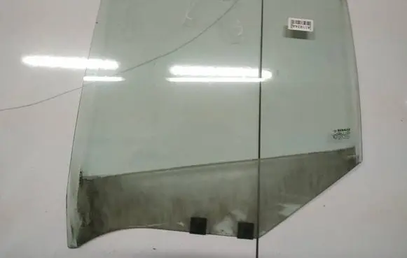Renault Thalia I Rear door window glass as2