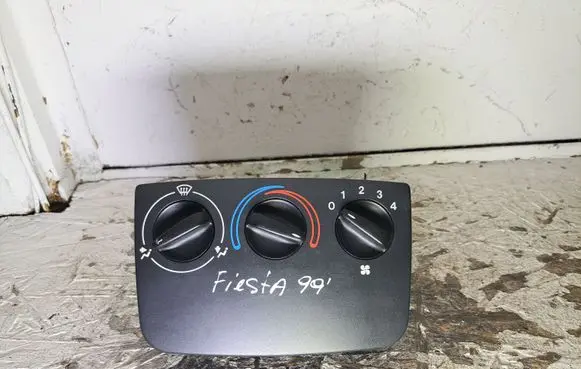 Ford Fiesta Climate control unit 96FP19A522DA WAAD93180
