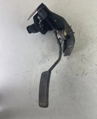 Toyota Corolla Verso AR10 Accelerator throttle pedal 8928152021 1983003041