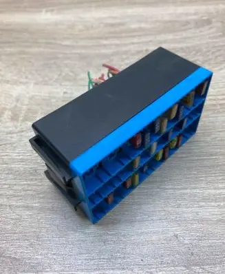 Renault Megane II Fuse module 1096033J