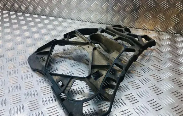 Mercedes-Benz ML W163 Bumper support mounting bracket corner A1648850114