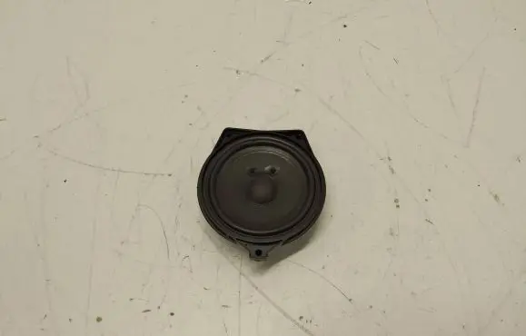 Mercedes-Benz C W205 Panel speaker A2058200902