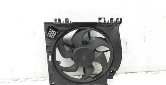 Renault Modus Electric radiator cooling fan 8200688375