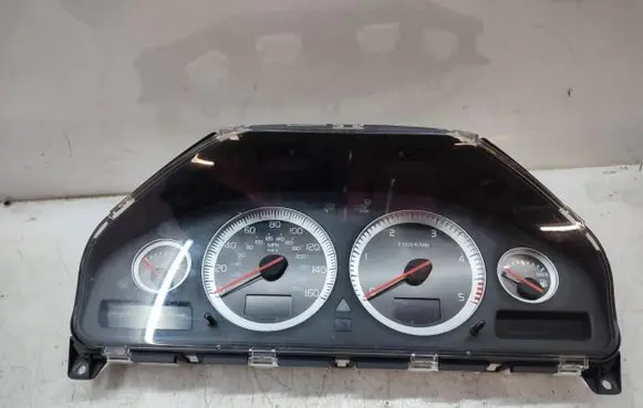 Speedometer (instrument cluster)