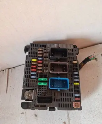 Peugeot 508 RXH BSM Control unit 9810296480