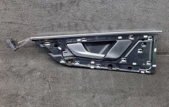 Audi Q7 4M Rear door interior handle 4M0839019E 4M0947355J 4M0919177A