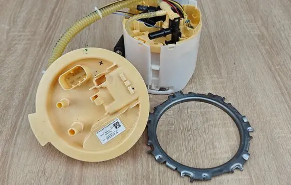 BMW 4 G22 G23 G24 G26 In-tank fuel pump 7473447 7401430