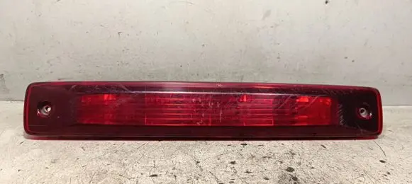 Isuzu D-Max Third/center stoplight