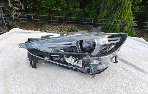 Mazda CX-5 II Headlight/headlamp K12451040 K2442