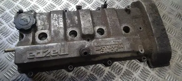 Rocker cam cover