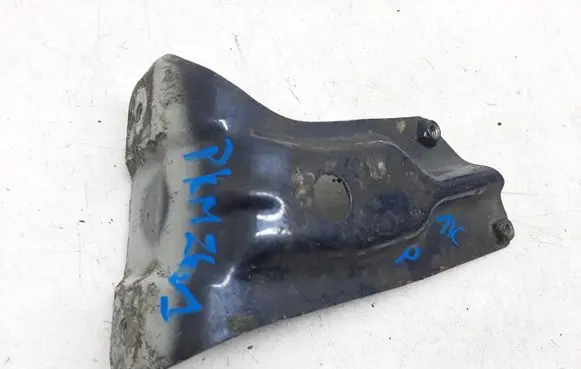 Volkswagen Golf V Fender mounting bracket 1K6821136