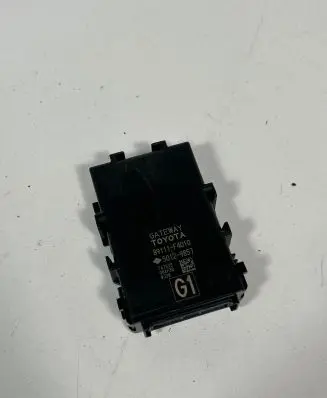 Toyota C-HR I Gateway control module 89111F4010