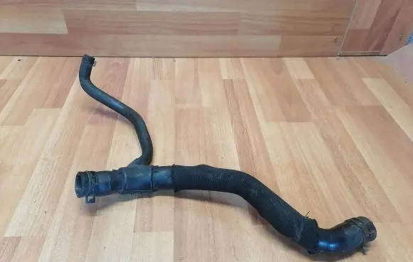 Renault Scenic I Engine coolant pipe/hose