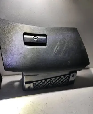 BMW 5 E39 Glove box lid/cover 