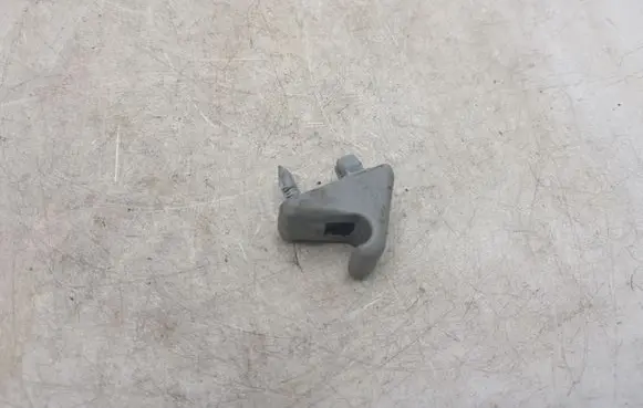 Toyota Avensis T220 Sun visor clip/hook/bracket NOCODE