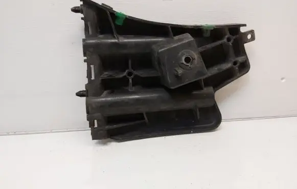 Volvo S60 Front bumper mounting bracket 30796626