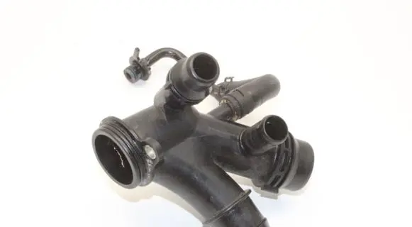 Land Rover Range Rover Velar Engine coolant pipe/hose H4P38A544A