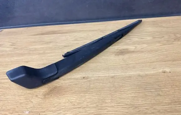 Volvo XC90 Rear wiper blade arm 8659502
