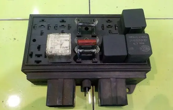 Lancia Beta Fuse box set BEZPIECZNIKOW