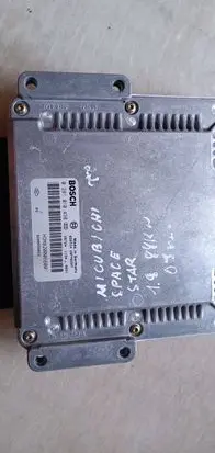 Mitsubishi Space Star Engine control unit/module 8200066001 0281010438
