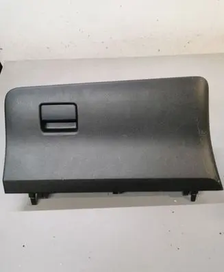 Toyota Yaris Glove box lid/cover 555500D151