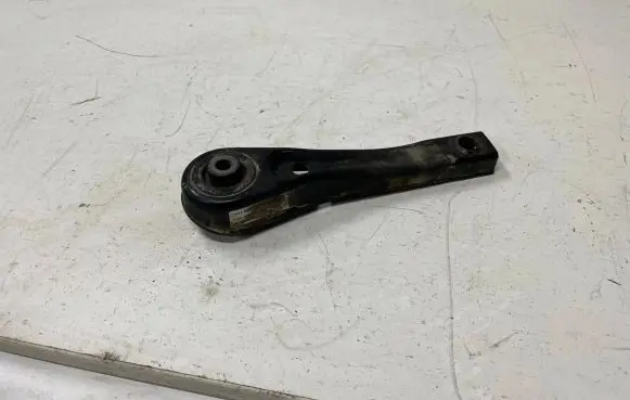 Skoda Octavia Mk3 (5E) Engine mount bracket 5Q0199855AC 5Q0199855