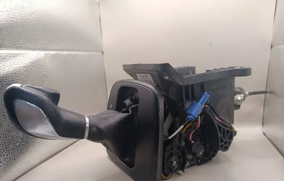 Ford Kuga II Gear shifter/selector EJ5P7K004D