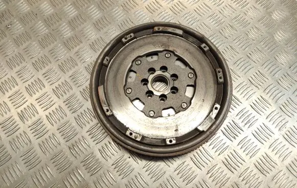 Nissan Pulsar Dual mass flywheel 123108271R