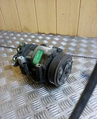 Mazda 3 I Air conditioning (A/C) compressor (pump) SD7V16