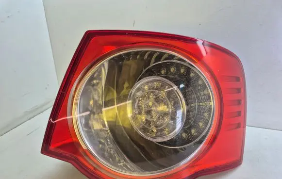 Volkswagen Jetta V Rear/tail lights 1KD945096 983132