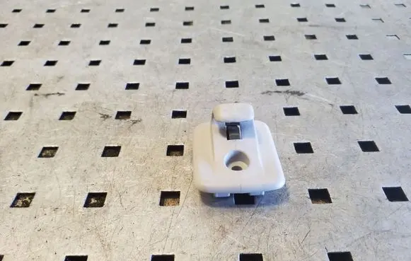 Peugeot 3008 I Sun visor clip/hook/bracket 