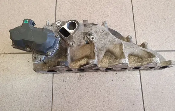 Opel Vivaro EGR valve 147109948R 140031243R