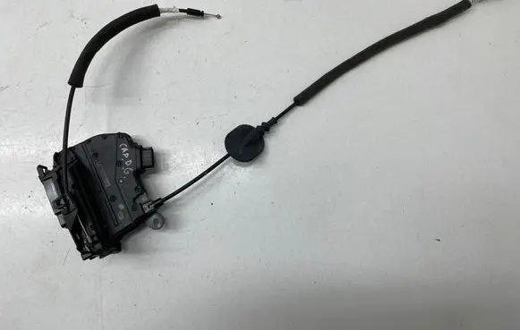 Renault Captur Rear door lock 825008835R 40727224