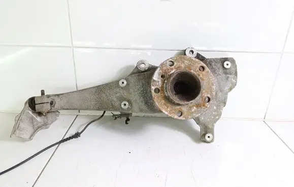 BMW 5 F10 F11 Front wheel hub spindle knuckle