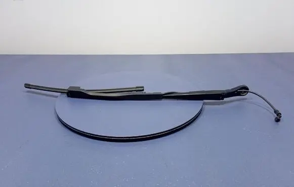 BMW M3 F80 Front wiper blade arm 9448919